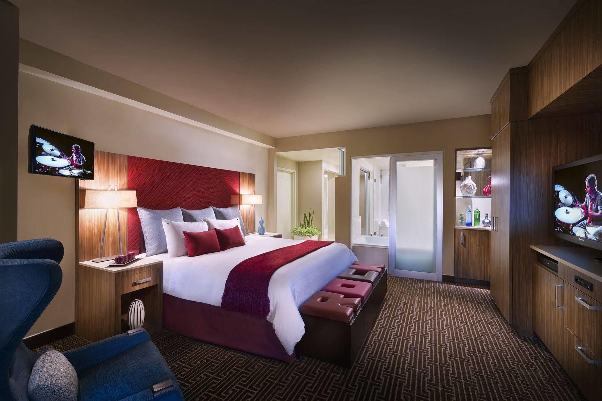 Seminole Hard Rock Hotel And Casino Tampa Orient Park Kültér fotó
